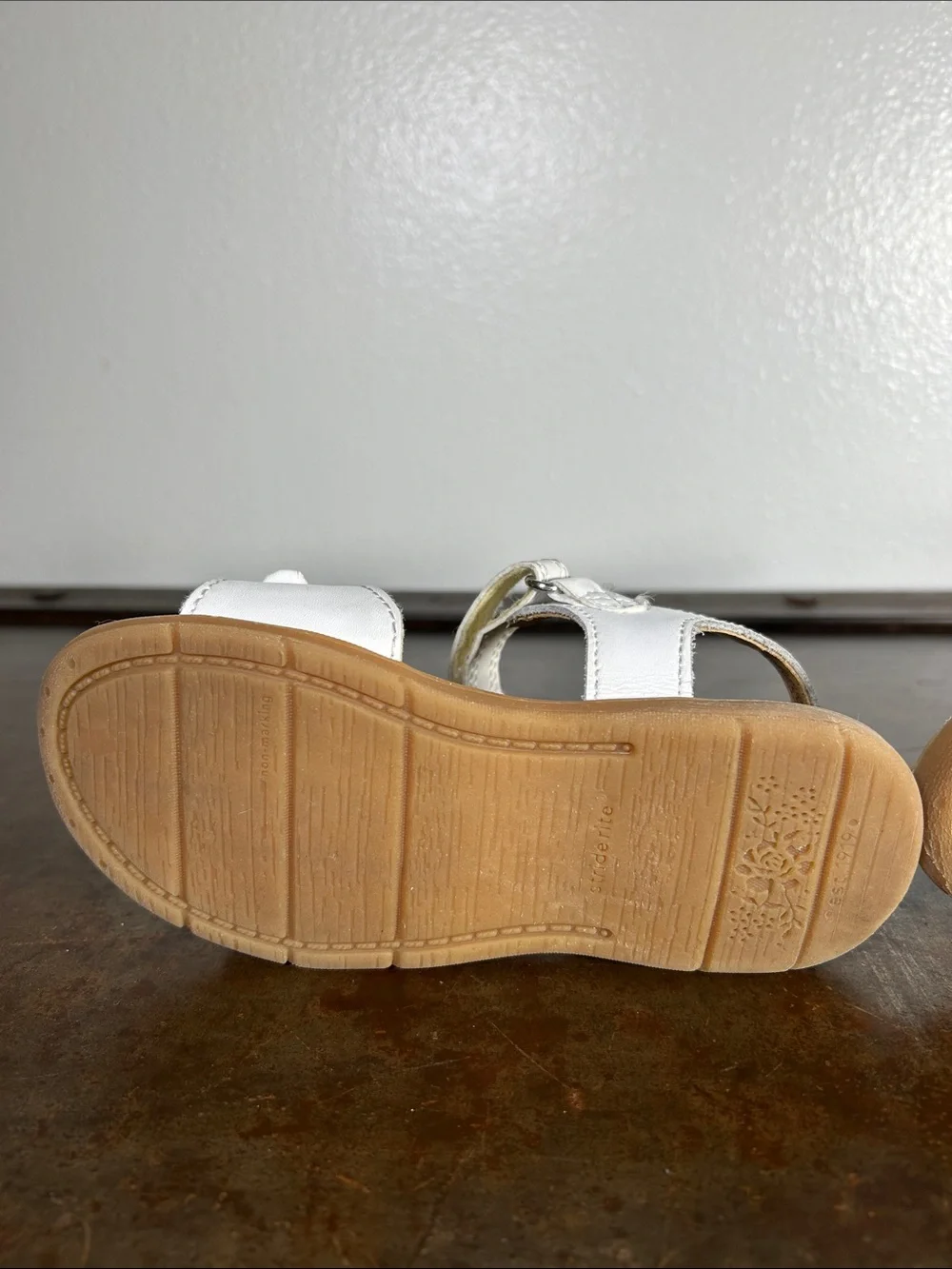 Stride Rite SR Whitney White Leather Bow Sandals for Kids Girl’s Size 10 EUR 26 - Picture 13 of 16